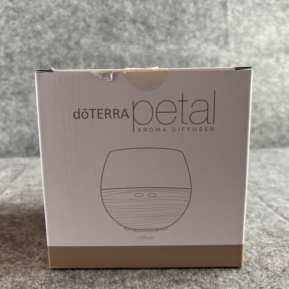 Doterra Petal 2.0 Essential Oil Diffuser Mist Light Settings 12-Hour Run Time - Picture 2 of 7